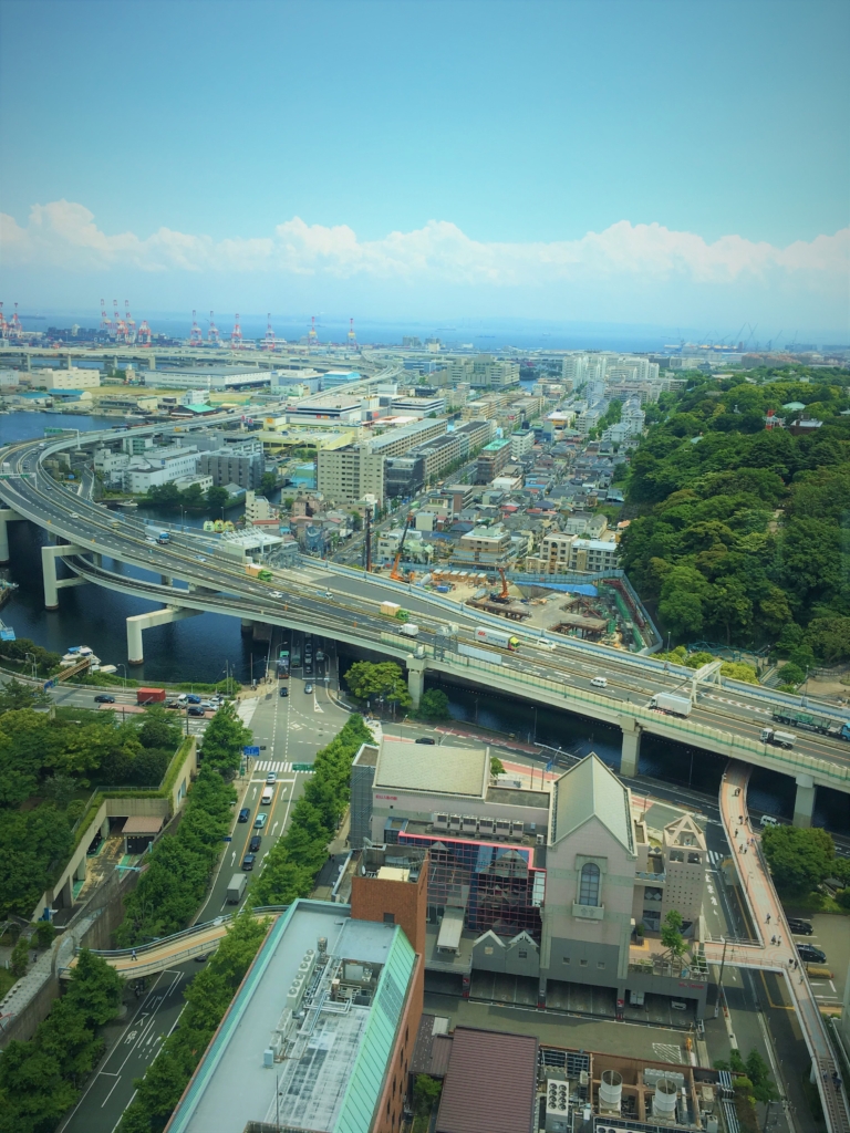 横浜マリンタワーからの景色