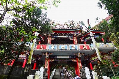 烘炉地の階段