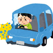 信号無視の車