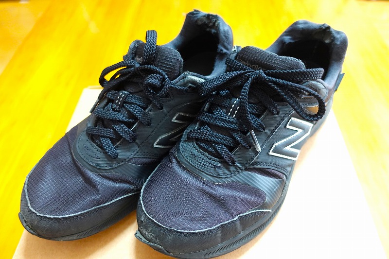 GORE-TEX仕様のNew Balanceのスニーカー